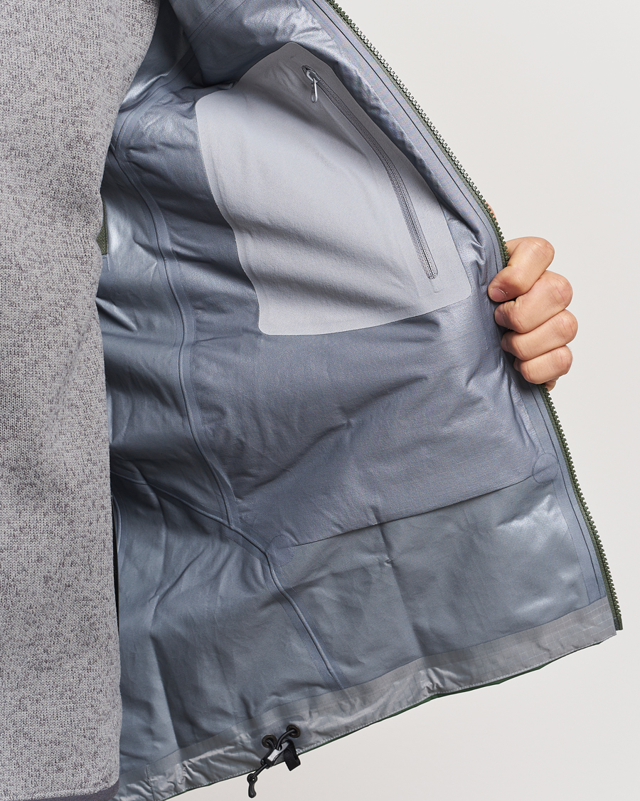 Men | Coats & Jackets | Arc'teryx | Beta SL Jacket Eden
