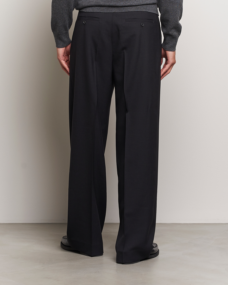 Men | Trousers | Filippa K | Milo Wide Wool Trousers Black
