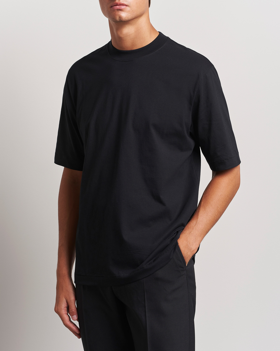 Men | T-Shirts | Filippa K | Mock Neck T-Shirt Black