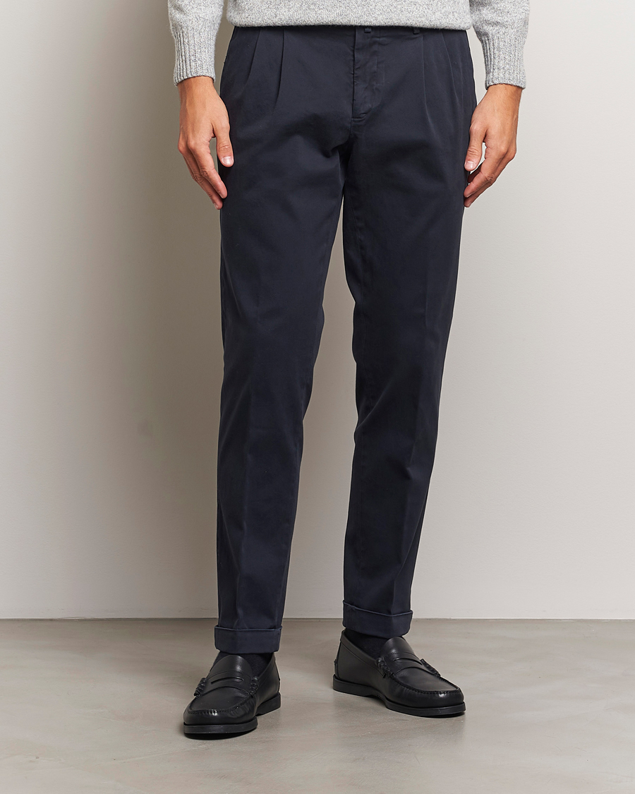 Men | Trousers | Briglia 1949 | Easy Fit Pleated Cotton Stretch Chino Navy