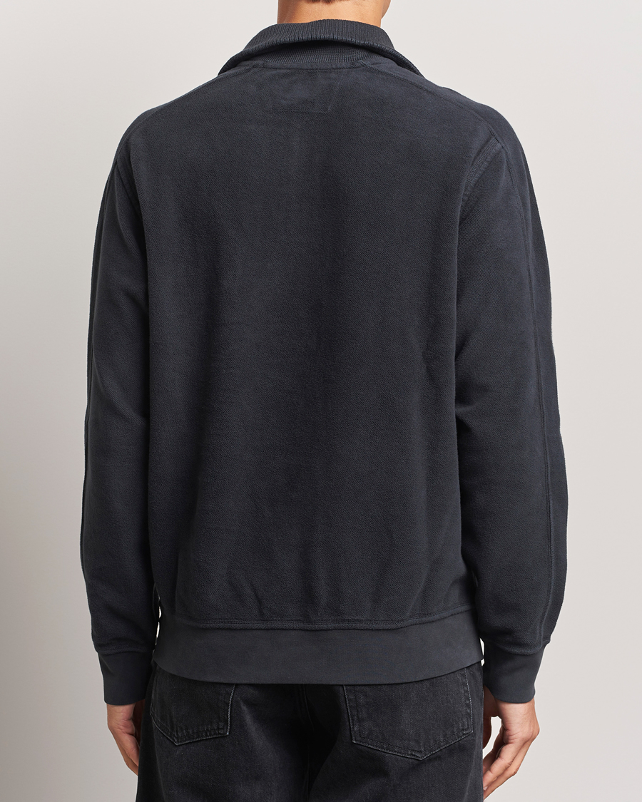 Men | Sweaters & Knitwear | C.P. Company | Brushed Diagonal Fleece Half Zip Grey Black