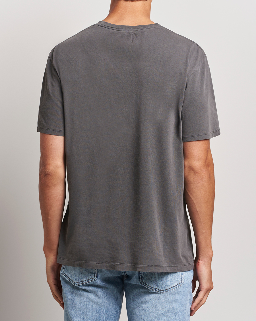 Men | T-Shirts | FRAME | Short Sleeve Relaxed T-Shirt Washed Anthracite