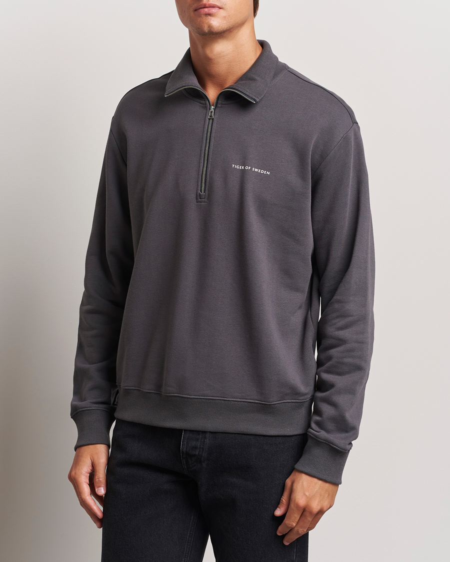 Men | Sweaters & Knitwear | Tiger of Sweden | Marlon Half Zip Sweatshirt Charcoal