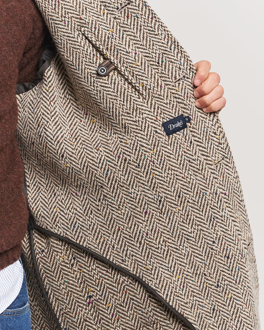 Men | Coats & Jackets | Drake's | Herringbone Tweed Raglan Coat Oat Fleck