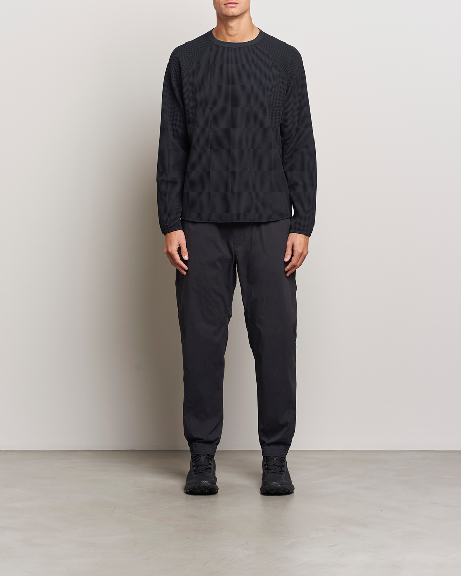 Men | T-Shirts | Goldwin | WF Light Long Sleeve T-Shirt Black