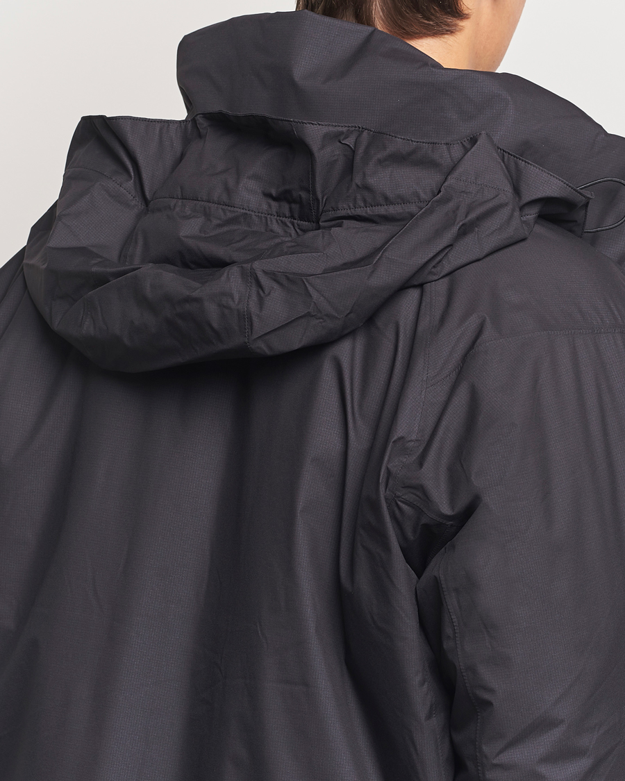 Men | Coats & Jackets | Goldwin | GORE-TEX Windstopper Puffy Jacket Black