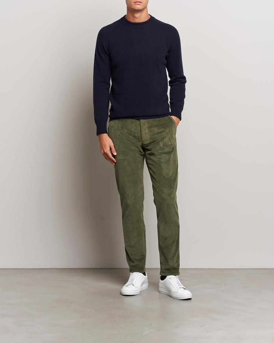 Men | Trousers | Incotex | Slim Fit Leisure Cord Slacks Dark Green