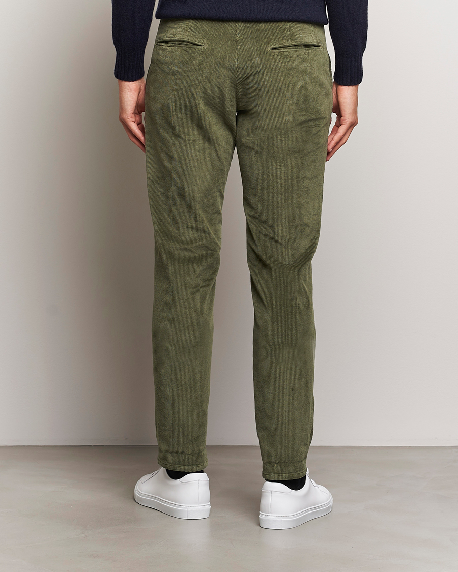 Men | Trousers | Incotex | Slim Fit Leisure Cord Slacks Dark Green