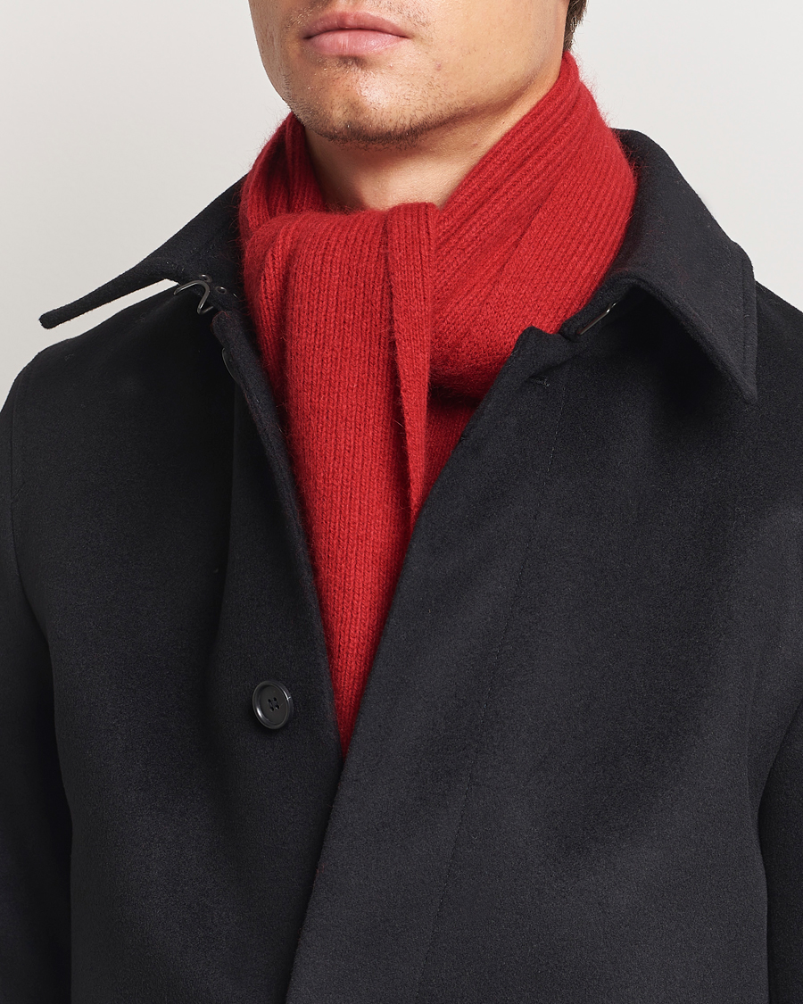 Men | Scarves | Le Bonnet | Lambswool/Caregora Scarf Framboise