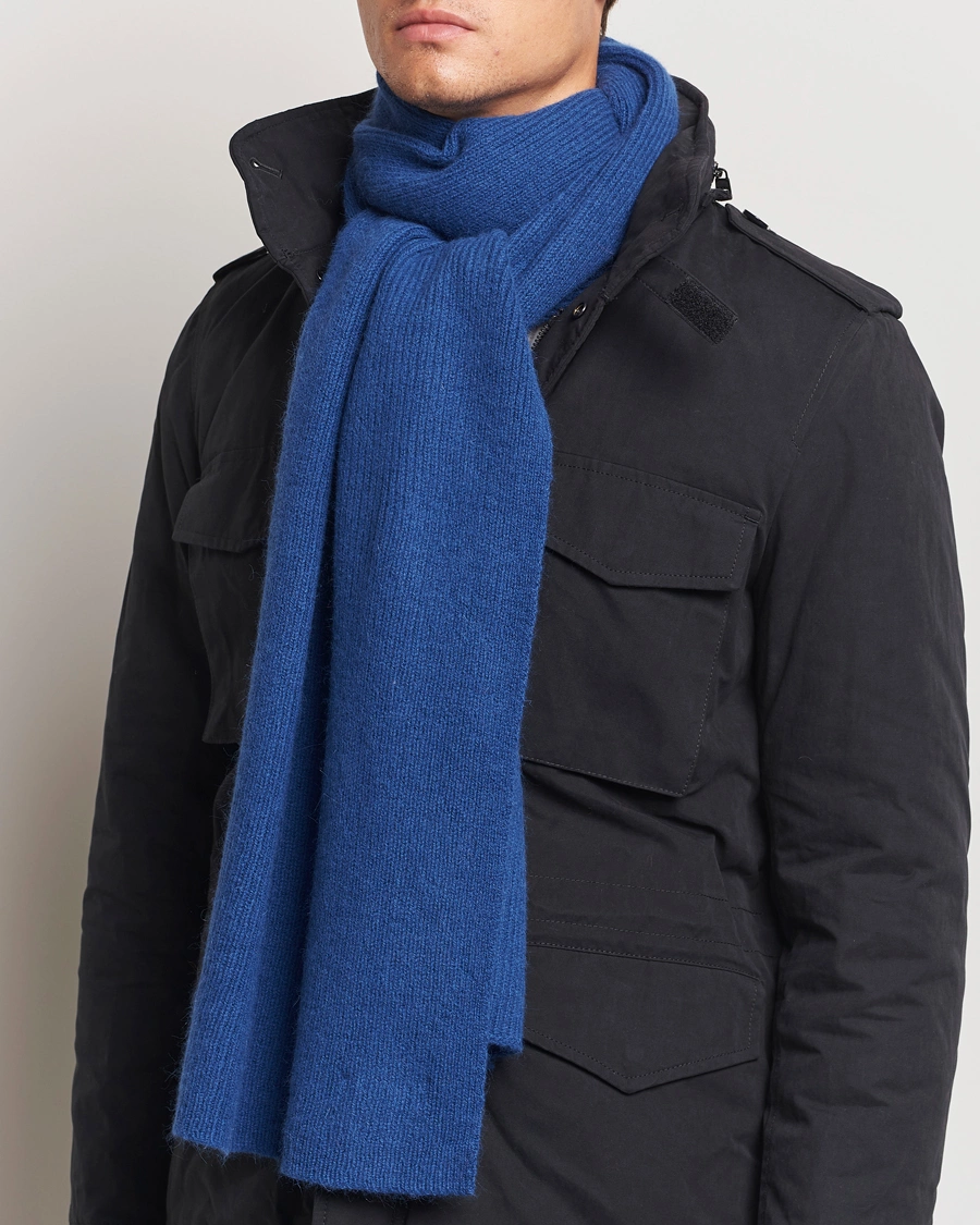 Men | Scarves | Le Bonnet | Lambswool/Caregora Scarf Marin