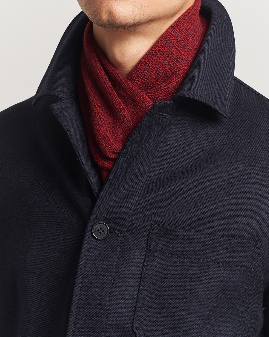Men | Piacenza Cashmere Short Loop Cashmere Scarf Burgundy | Piacenza Cashmere | Short Loop Cashmere Scarf Burgundy