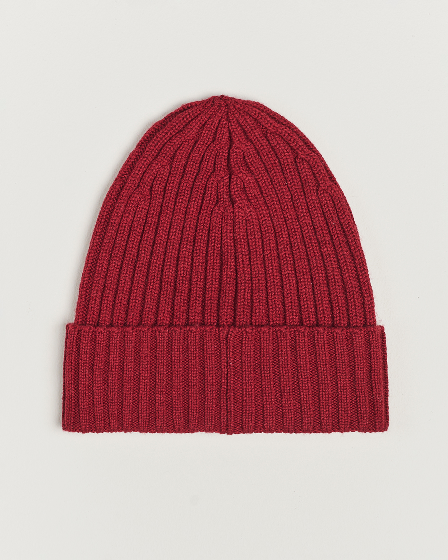 Men | Piacenza Cashmere Ribbed Cashmere Beanie Burgundy | Piacenza Cashmere | Ribbed Cashmere Beanie Burgundy