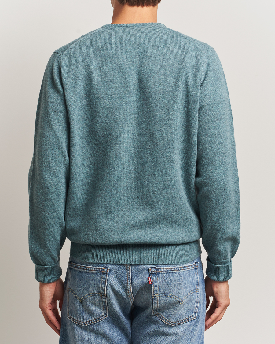 Men | Sweaters & Knitwear | William Lockie | Rob Lambswool V-Neck Caspian