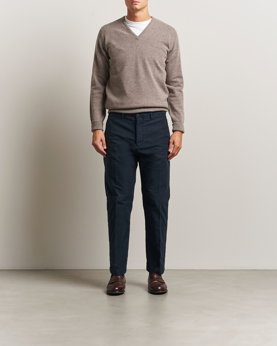 Men | Sweaters & Knitwear | William Lockie | Rob Lambswool V-Neck Vole