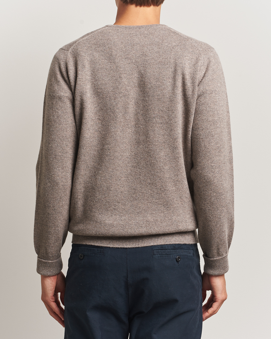 Men | Sweaters & Knitwear | William Lockie | Rob Lambswool V-Neck Vole