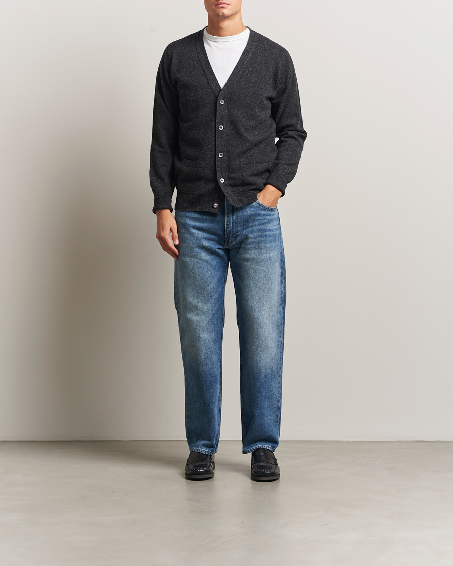 Men | Sweaters & Knitwear | William Lockie | Rob Lambswool Cardigan Charcoal