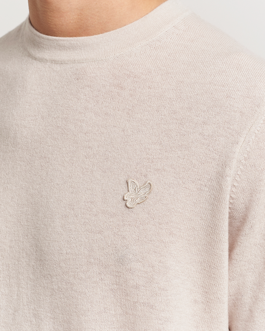 Men | Sweaters & Knitwear | Lyle & Scott | Tonal Eagle Lambswool Crew Neck Cove