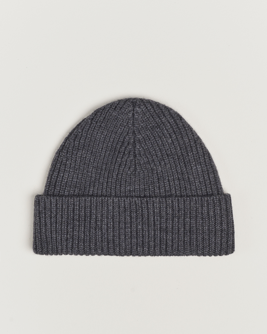 Men | AMI Heart Logo Beanie Heather Grey | AMI | Heart Logo Beanie Heather Grey
