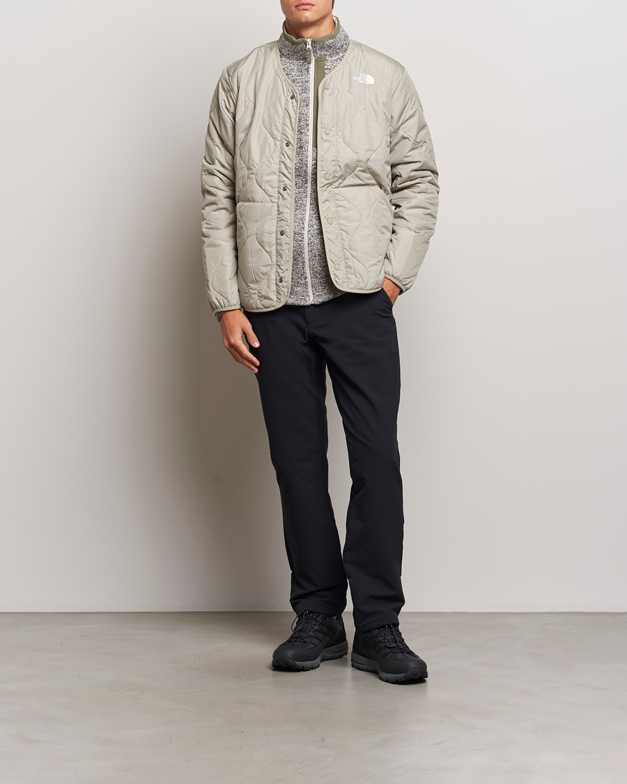 Men | Coats & Jackets | The North Face | Ampato Quilted Liner Grey