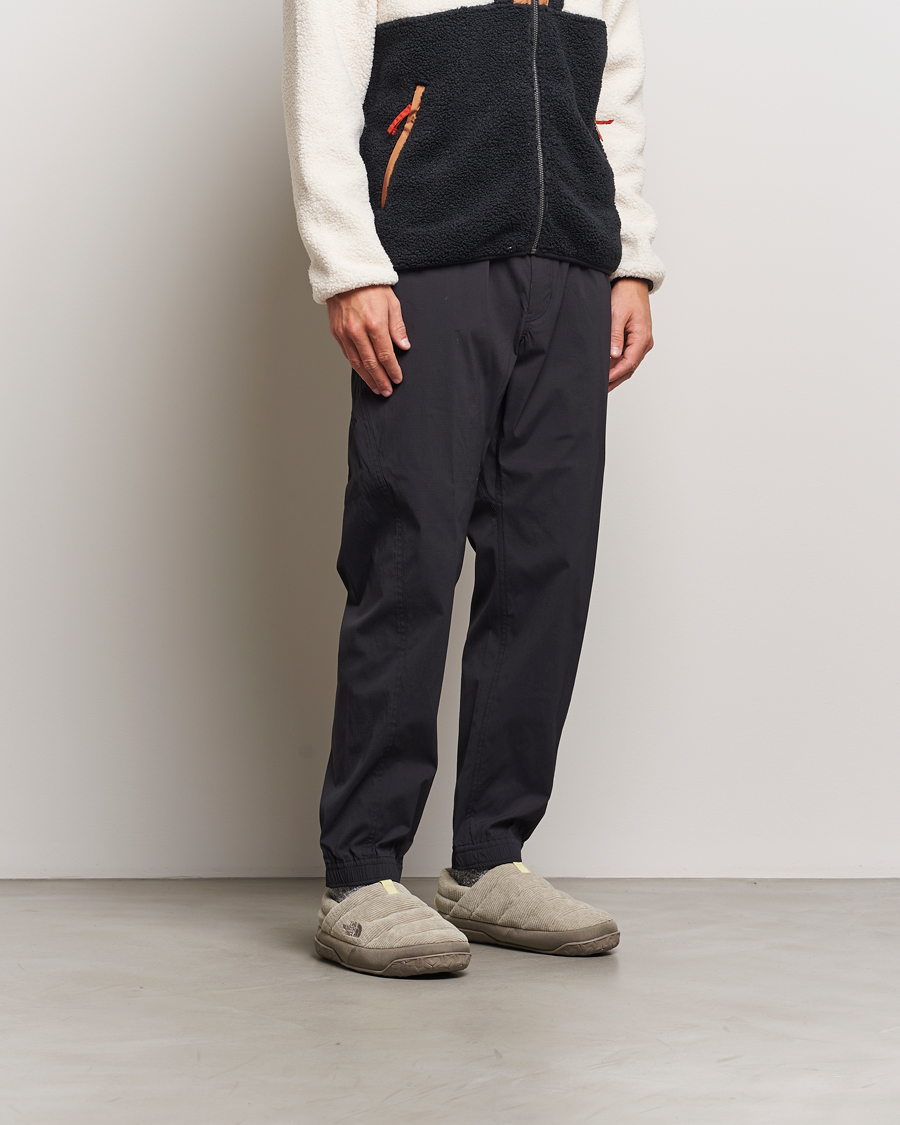 Men | The North Face Nuptse Corduroy Mule Beige | The North Face | Nuptse Corduroy Mule Beige
