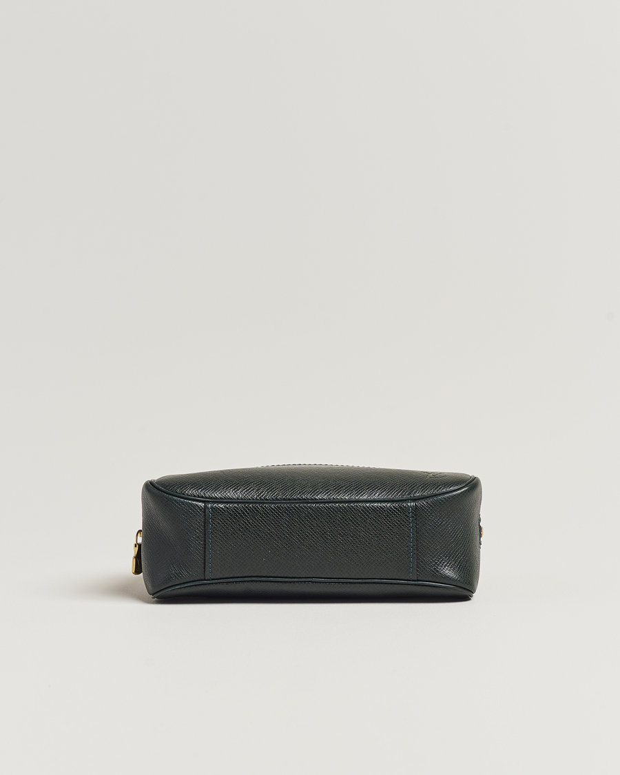 Men | Louis Vuitton Pre-Owned Pochette Accessoir Washbag Green | Louis Vuitton Pre-Owned | Pochette Accessoir Washbag Green