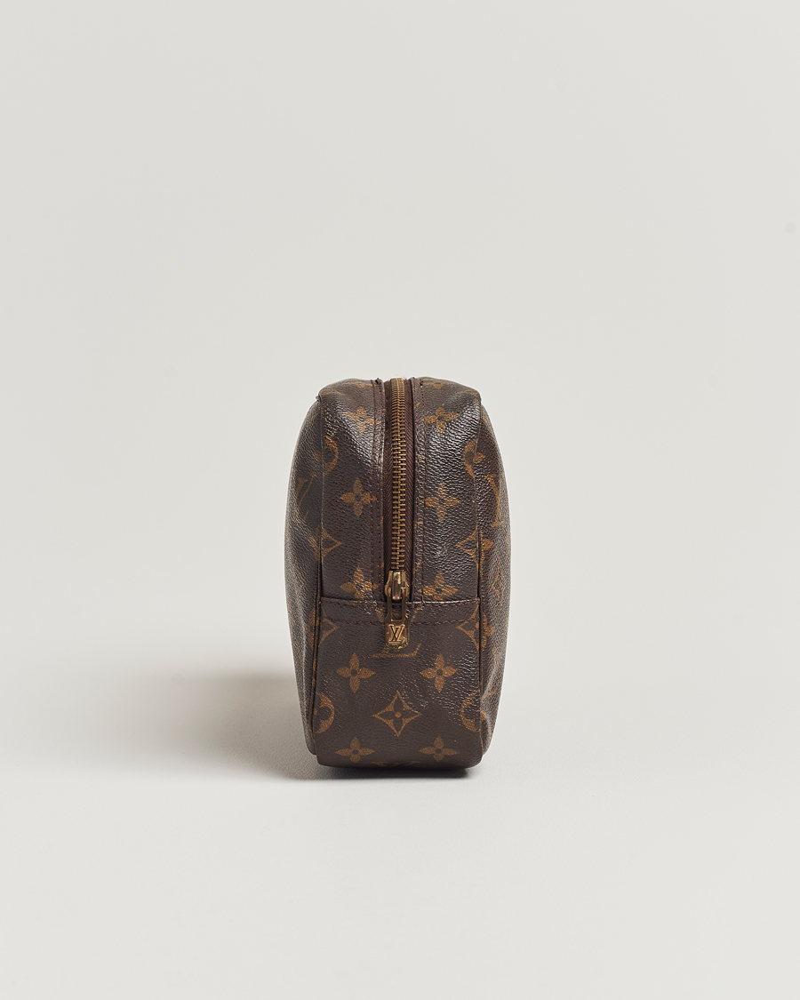 Men | Louis Vuitton Pre-Owned Trousse de Toilette Washbag Monogram | Louis Vuitton Pre-Owned | Trousse de Toilette Washbag Monogram