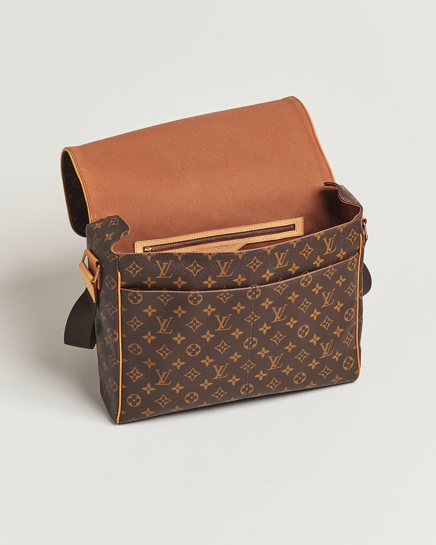 Men | Louis Vuitton Pre-Owned Abbesses Messenger Bag Monogram | Louis Vuitton Pre-Owned | Abbesses Messenger Bag Monogram