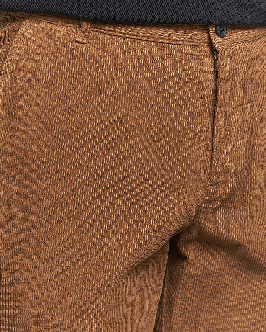 Men | Trousers | Sunspel | Corduroy Chore Trousers Sandstone