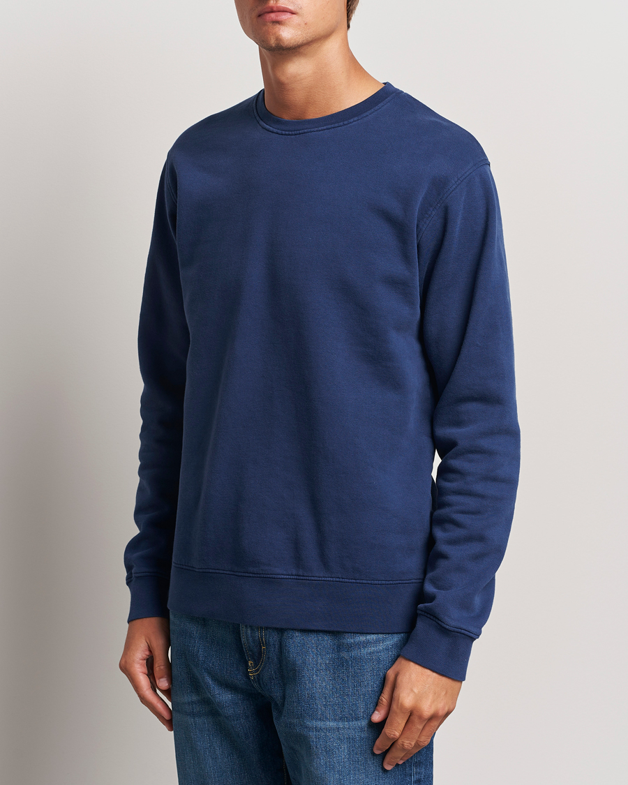 Men | Sweaters & Knitwear | Colorful Standard | Classic Organic Crew Neck Sweat Marine Blue