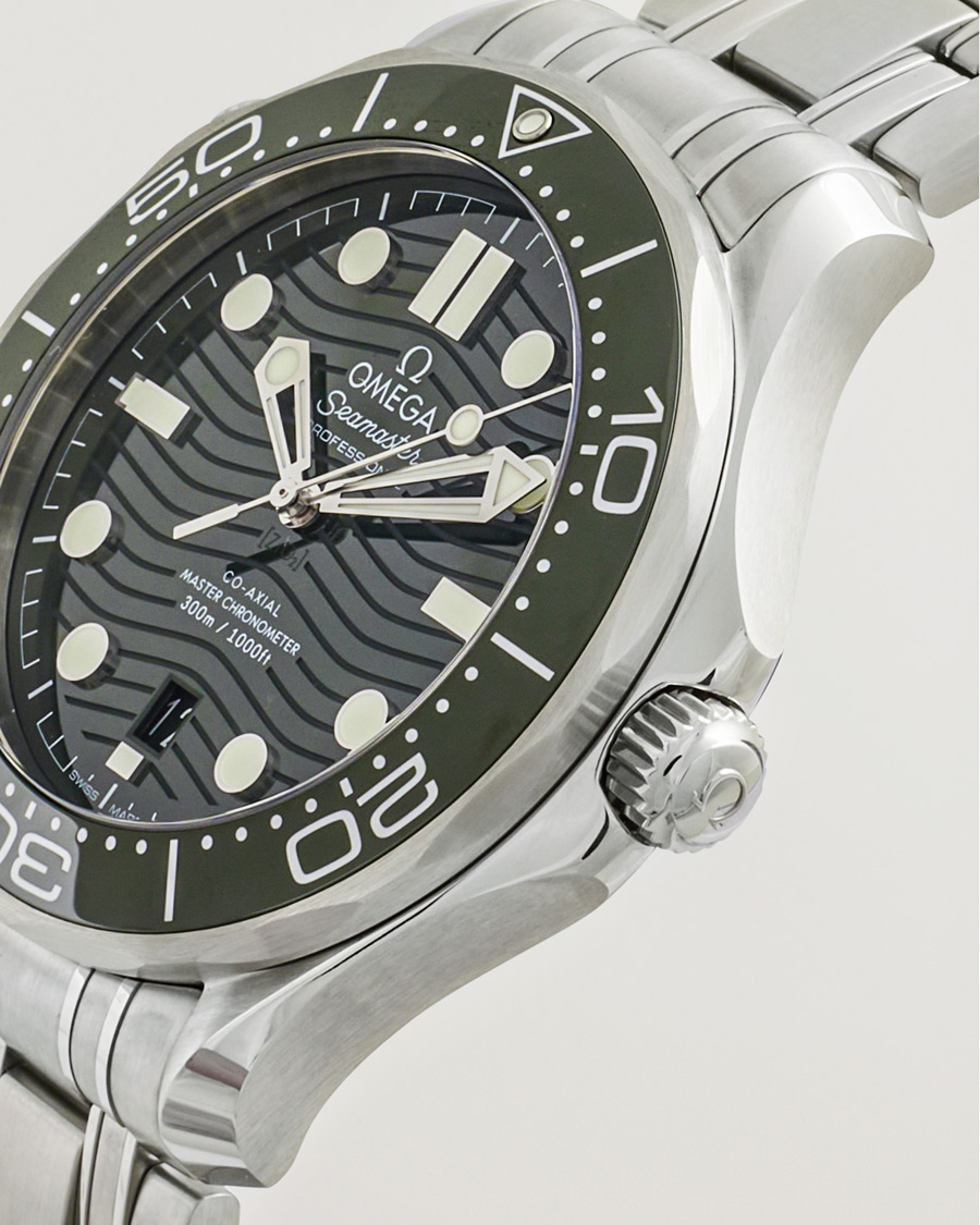 Men | Omega Pre-Owned Seamaster Diver 300M Green | Omega Pre-Owned | Seamaster Diver 300M Green