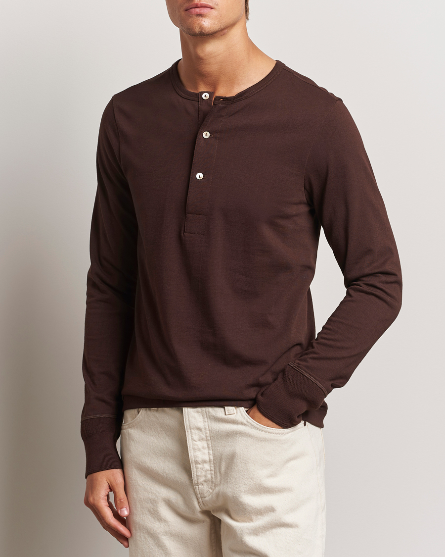 Men | Sweaters & Knitwear | Merz b. Schwanen | Classic Organic Cotton Henley Coffee
