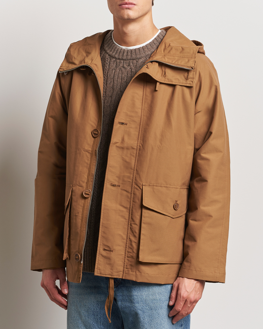 Men | Coats & Jackets | A Day's March | Port Short Nylon Parka Dijon