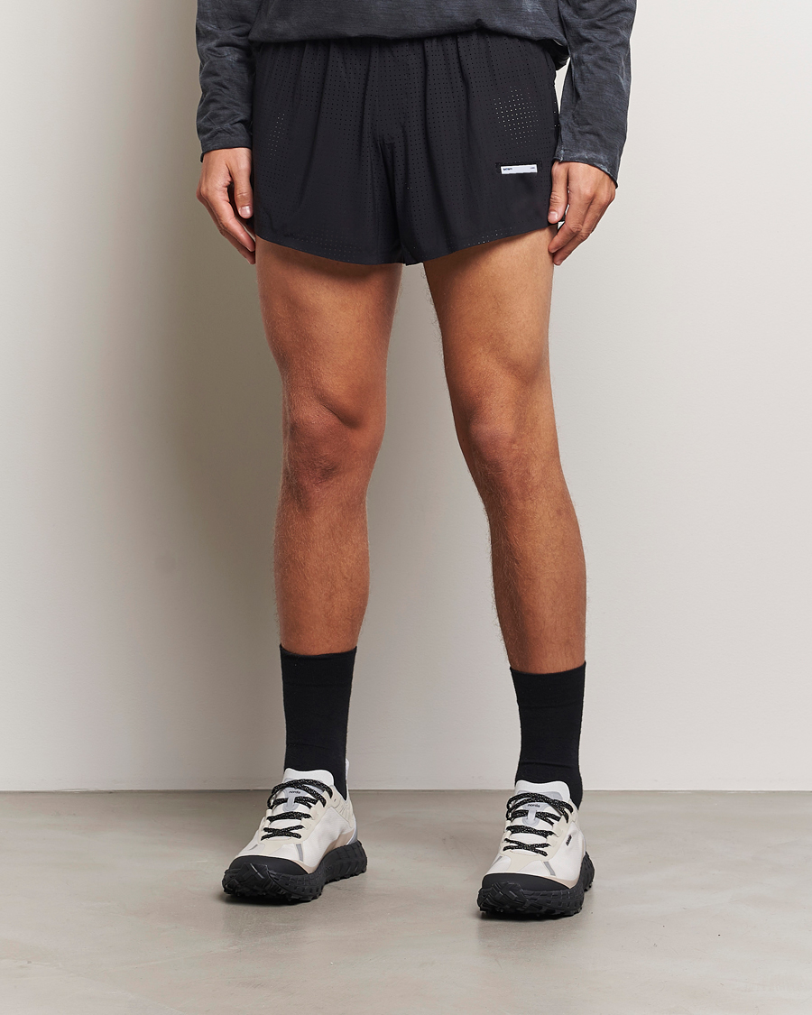 Men | Shorts | Satisfy | Space-O 2.5 Distance Shorts Black