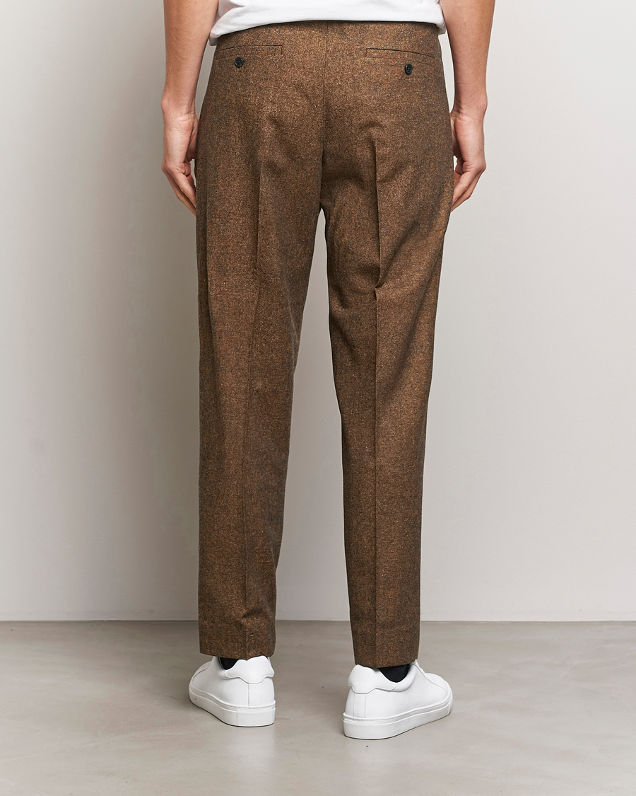 N.M. Oxford w/耳 straight pants - Brown NN07 Fritz Wool Pleated Trousers Orange Brown at CareOfCarl.com