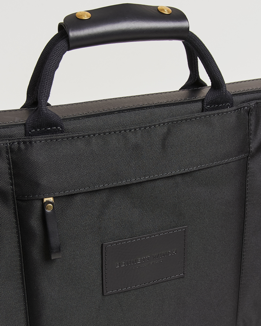 Men | Bennett Winch Nylon Trifold Suit Carrier Black | Bennett Winch | Nylon Trifold Suit Carrier Black