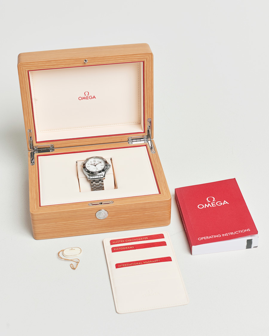 Men | Omega Pre-Owned Seamaster Diver 300M Silver | Omega Pre-Owned | Seamaster Diver 300M Silver