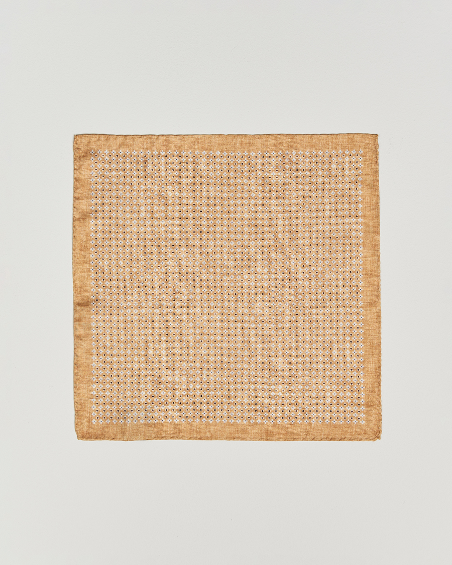 Men | Amanda Christensen Silk Twill Printed Flower Pocket Square Yellow | Amanda Christensen | Silk Twill Printed Flower Pocket Square Yellow