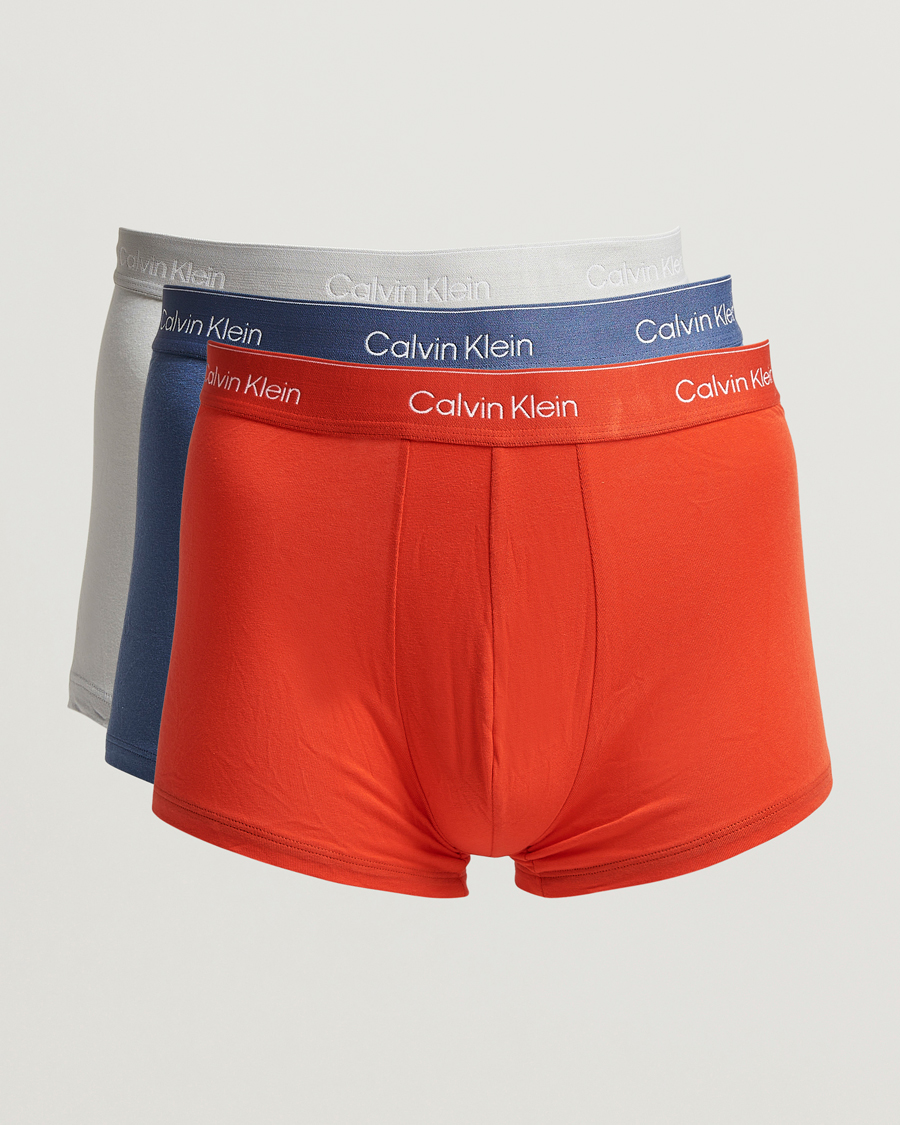 Men | Underwear & Socks | Calvin Klein | 3-Pack Icon Cotton Stretch Low Rise Trunk Blue/Grey/Red