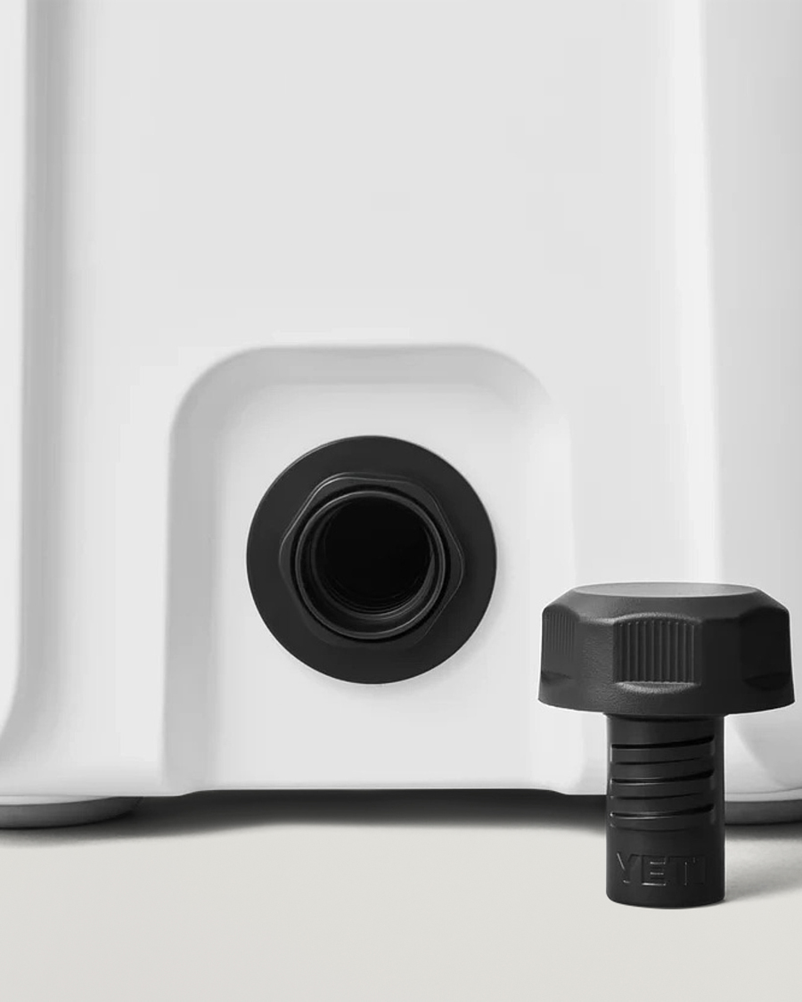 Men | Outdoor living | YETI | Roadie 15 White