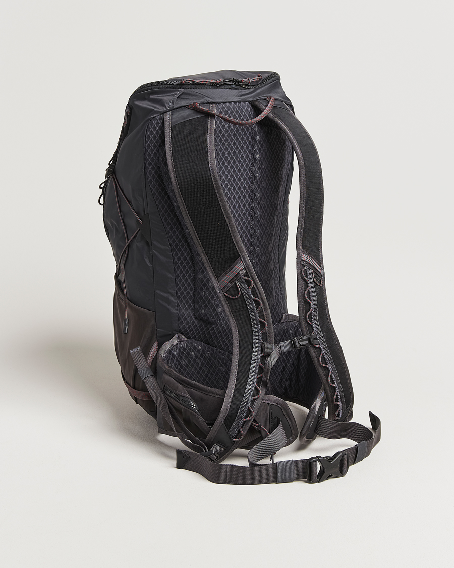 Men | Bags | Klättermusen | Gilling Backpack 20L Raven