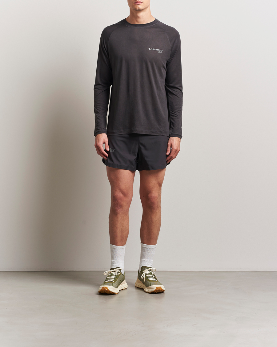 Men | T-Shirts | Klättermusen | Groa Long Sleeve T-Shirt Raven