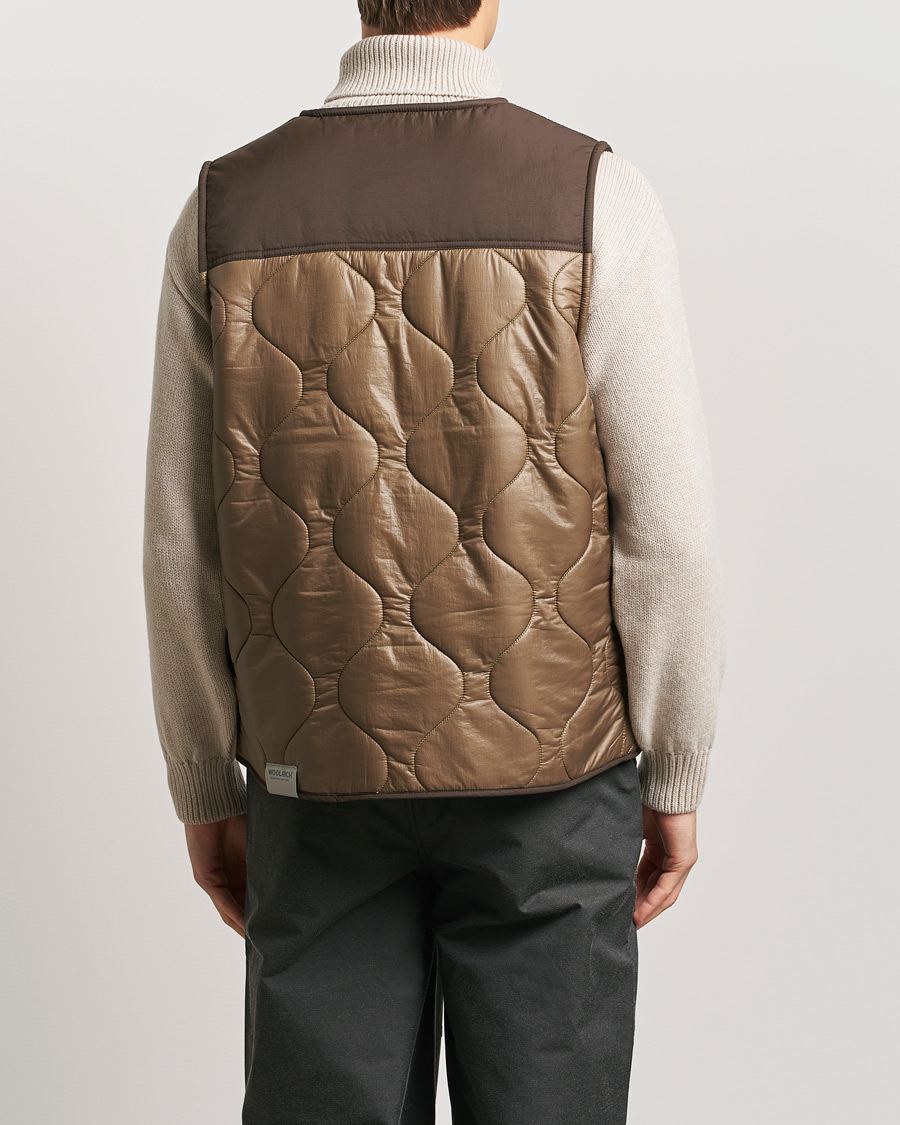 Woolrich Quilted Vest Sherpa Lining by Todd Snyder Taupe at