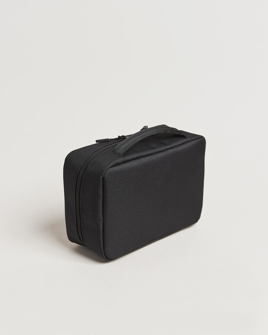 Men | Bags | Samsonite | StackD Hanging Toilet Kit Black