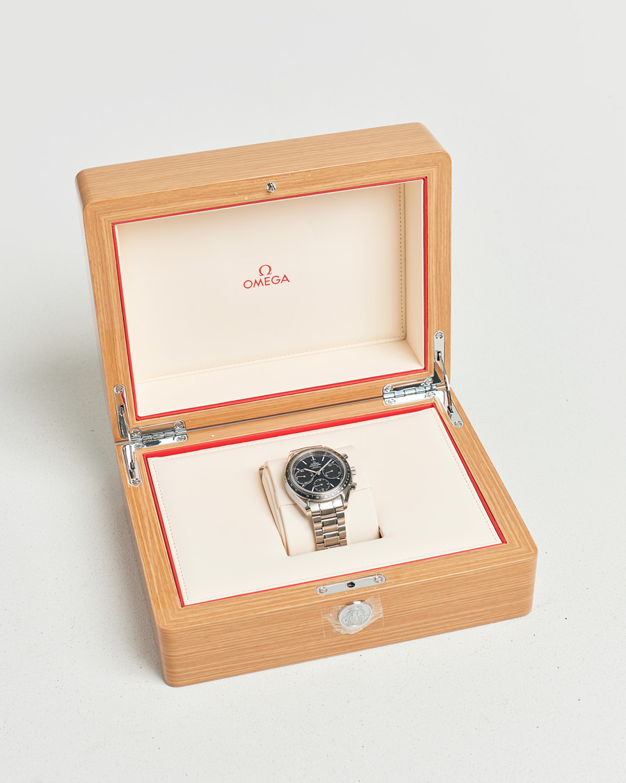 Men | Omega Pre-Owned Speedmaster Racing | Omega Pre-Owned | Speedmaster Racing