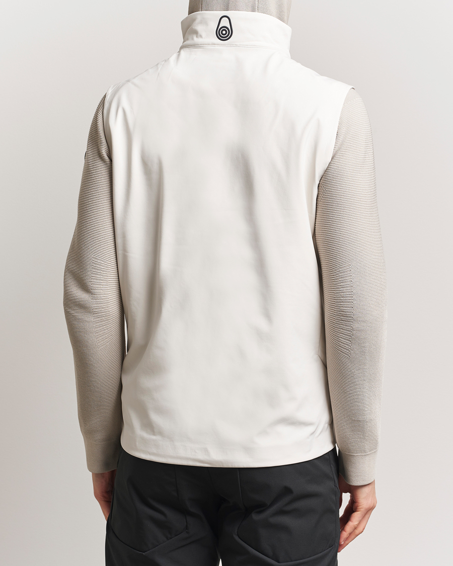 Men | Coats & Jackets | Sail Racing | Spray Softshell Vest Ivory