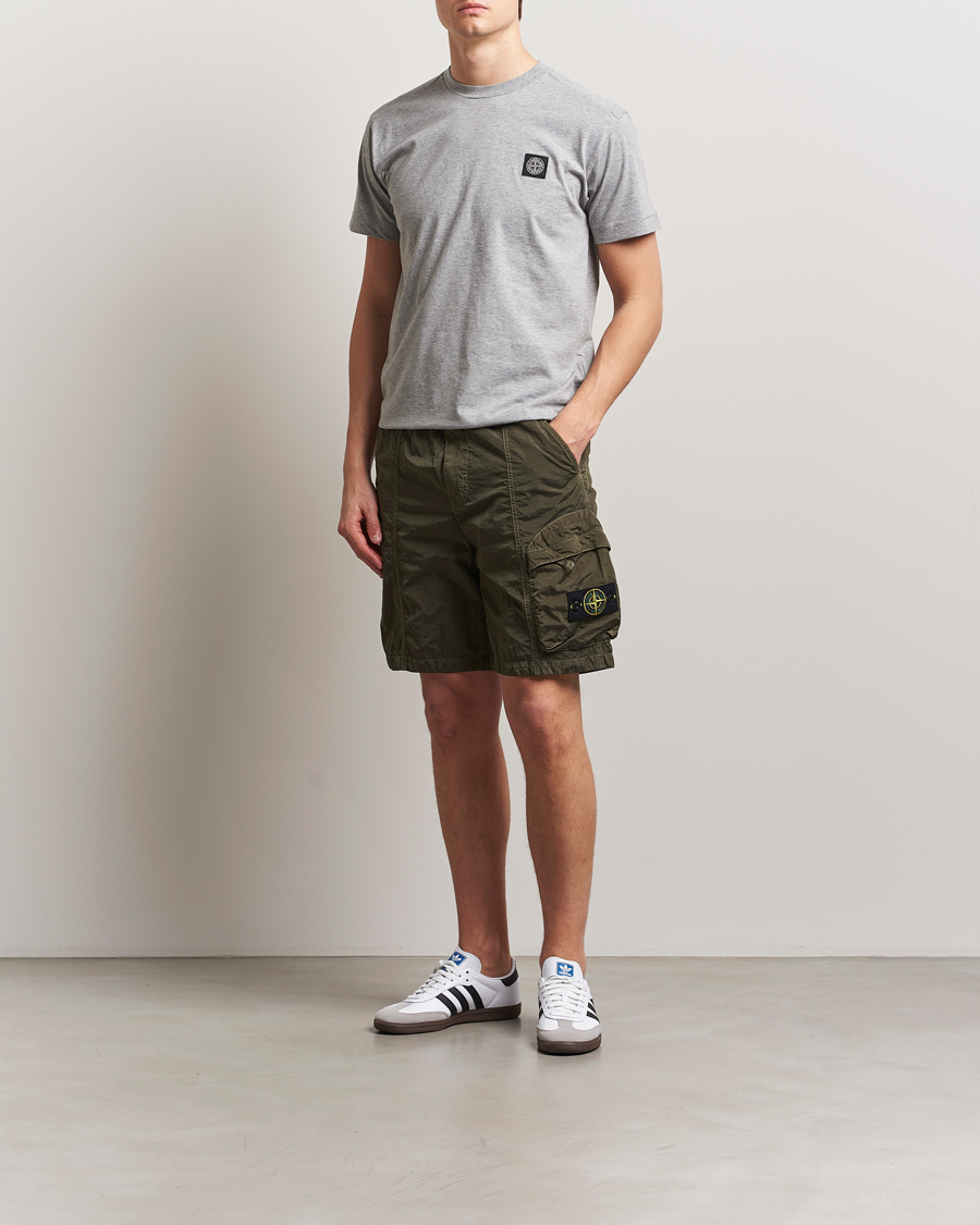 Men | Shorts | Stone Island | Nylon Metal Drawstring Cargo Shorts Military Green