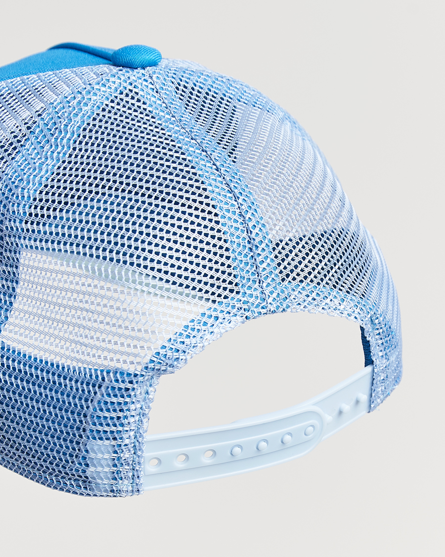 Peak Performance Trucker Cap Cloud Brilliant Blue At CareOfCarl Peak Performance Trucker Cap Cloud Brilliant Blue At CareOfCarl