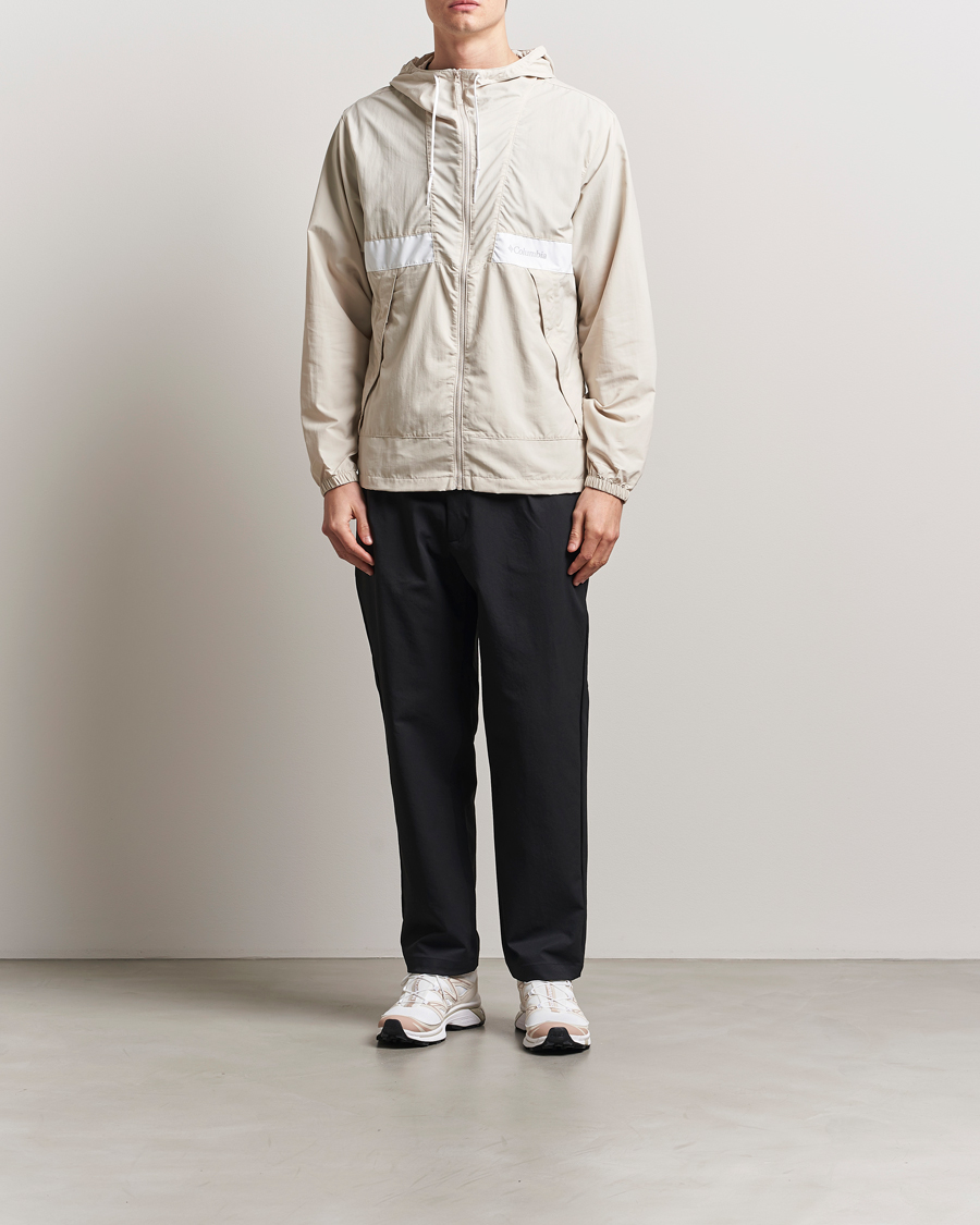 Men | Coats & Jackets | Columbia | Spire Valley Hooded Windbreaker Dark Stone