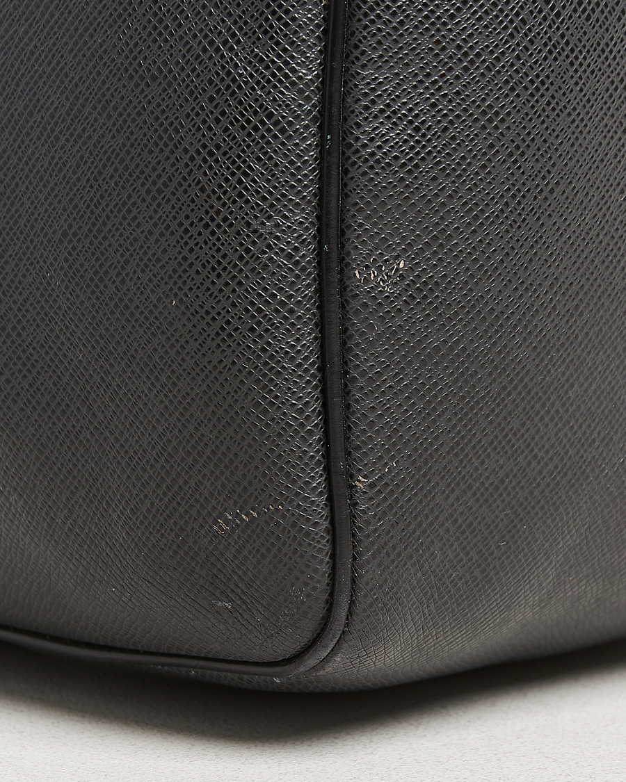 Men | Louis Vuitton Pre-Owned Neo Kendall PM Bag Taiga Black | Louis Vuitton Pre-Owned | Neo Kendall PM Bag Taiga Black