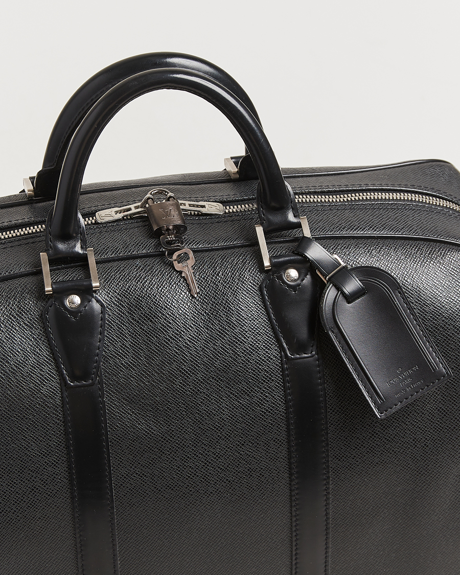 Men | Louis Vuitton Pre-Owned Neo Kendall PM Bag Taiga Black | Louis Vuitton Pre-Owned | Neo Kendall PM Bag Taiga Black